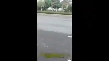 白竹笋乳网红剧情演绎大冷天路边等滴滴车和司机车震 精彩预览