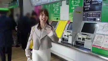 【1080P超清】[MFCW023] 京美人妻反差婊！表面文静私下淫荡，极致反差诱惑 精彩预览