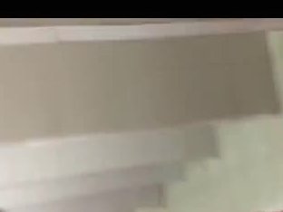【高清偷拍】花钱雇人偷拍游泳馆冲洗间,妹子嘘嘘全过程曝光