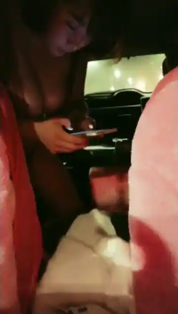 【全程高能】小可爱平台(原卡哇伊)童颜巨乳小妹直播大秀，先… 精彩预览